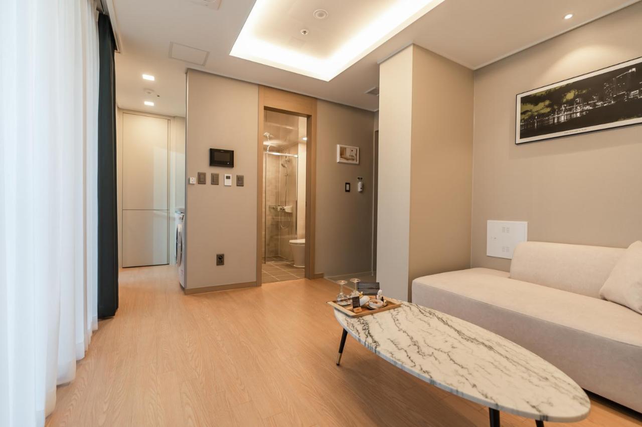 D Ov Haeundae Hotel ปูซาน ภายนอก รูปภาพ